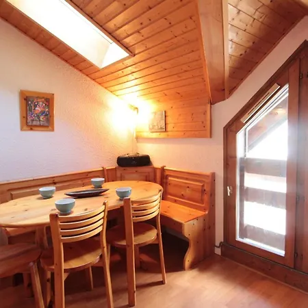 Appartement Mezzanine 5 Pers, Pied Des Commerces, 450m Des Pistes Arâches